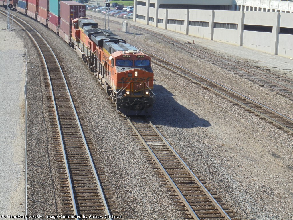 BNSF 6645 + 4362